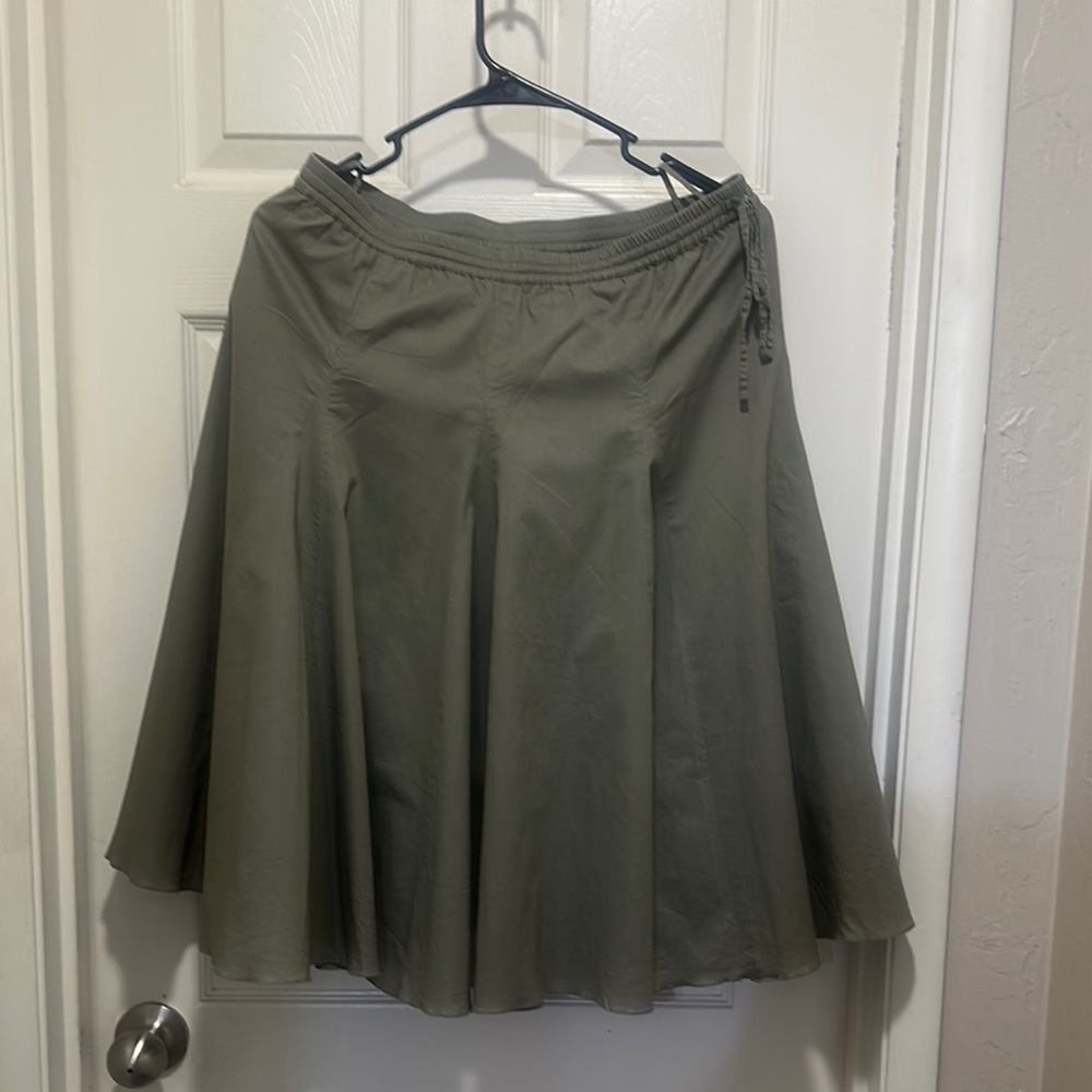 Banana Republic Green Midi A-Line Skirt for Work
